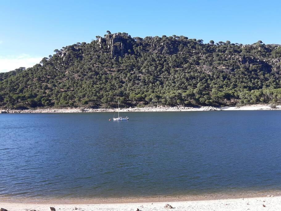 Acogedor Apartamento Con Bellas Vistas Al Embalse San Martín de Valdeiglesias Exterior foto